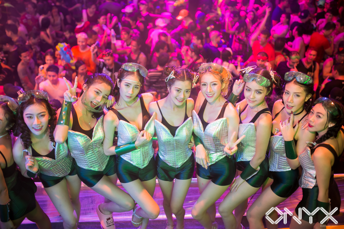 Onyx-nightclub-Bangkok.jpg